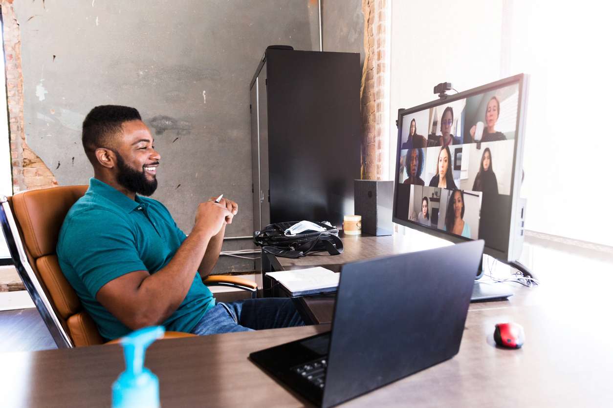 How to Monitor and Manage Remote Employees the Right Way